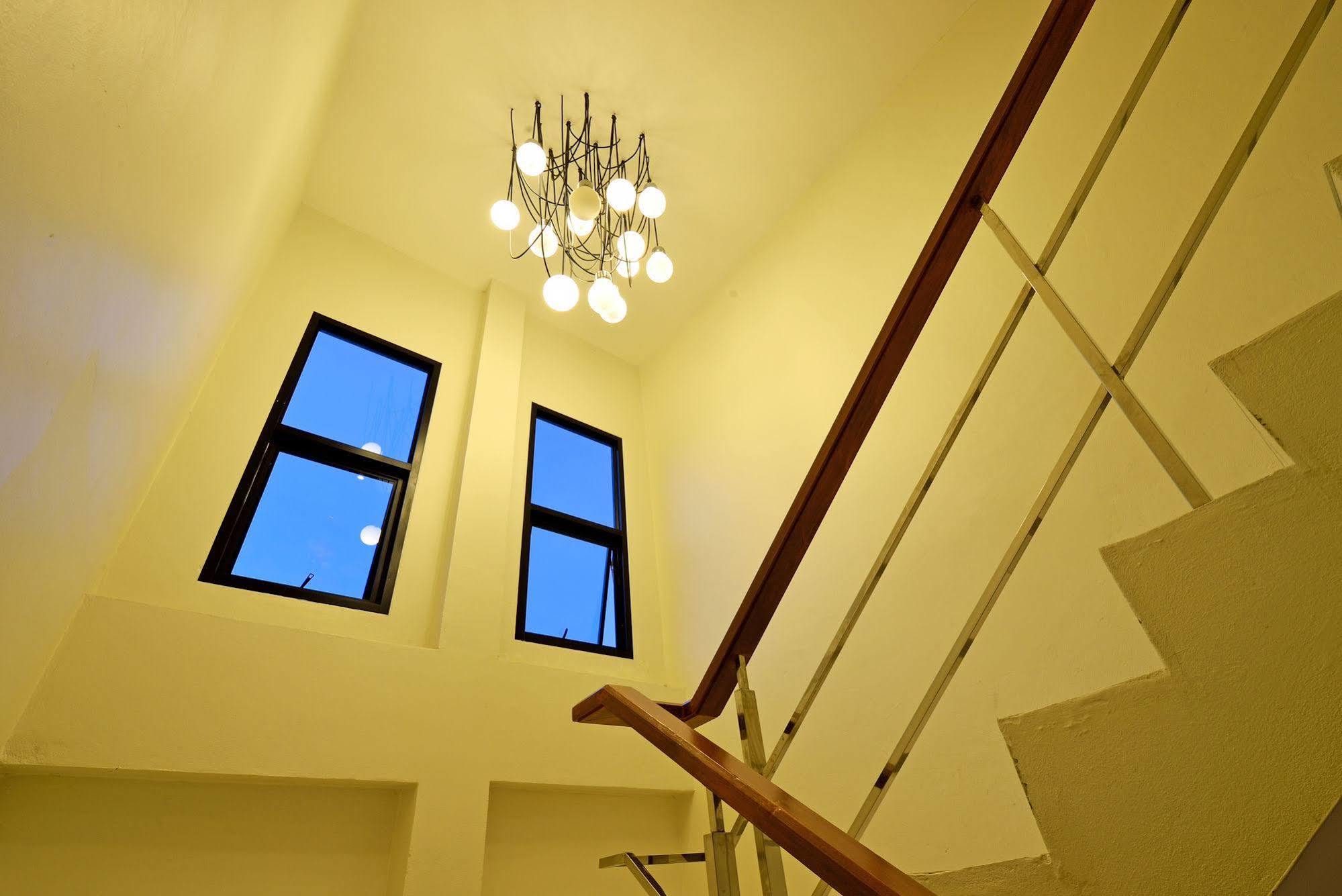 Tairada Boutique Hotel Krabi town Екстериор снимка